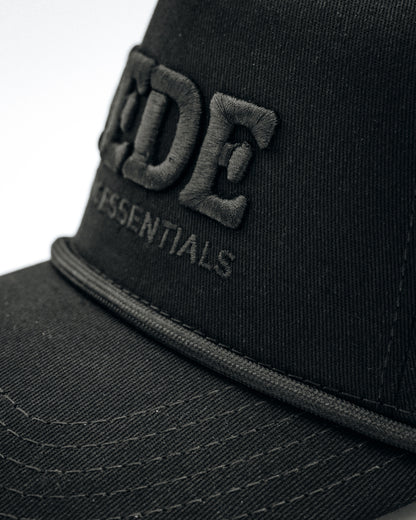 Essential Cap - Signature // Onyx