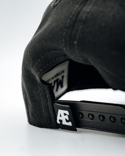 Essential Cap - Signature // Onyx