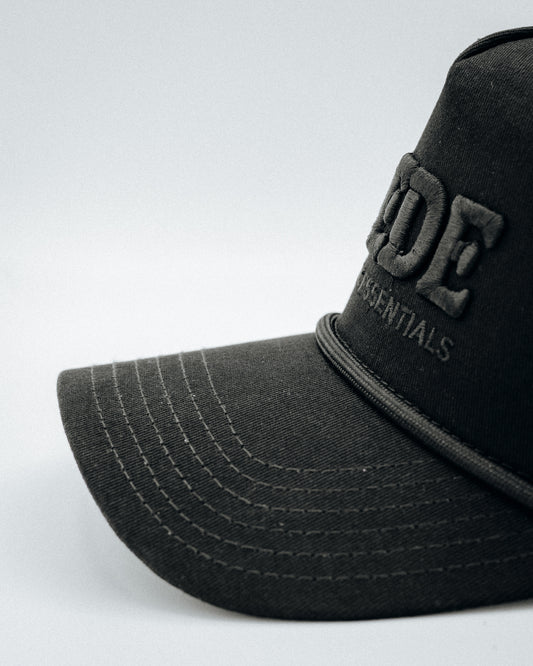 Essential Cap - Signature // Onyx